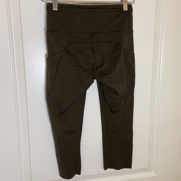 Lululemon Fast & Free Crop II - Picture 2 of 12